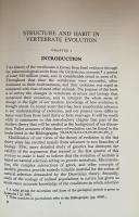 Structure and Habit in Vertebrate Evolution（Biology Series)