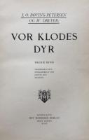 VOR KLODES DYR Tredie Bind