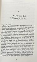 The Elusive Self : Psyche and Spirit in Virginia Woolf's Novels
