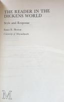 The Readers in the Dickens World:Style and Response
