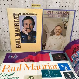 1_  計2冊 PAUL MAURIAT GRAND ORCHESTRA 各ポスター付き 1975年 1976年 ポール・モーリア グランドオーケストラ 昭和50年 昭和51年 来日