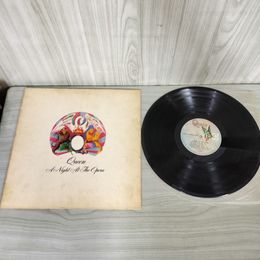 1_　LP Queen A Night At The Opera P-10075E  ジャケ難あり 130093