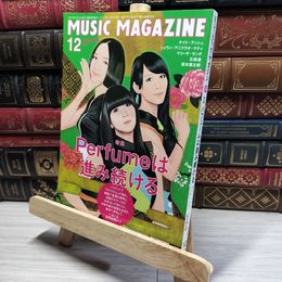 8_    ミュージック・マガジン 2011年 12月号  016212