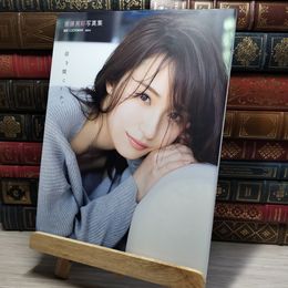 8_    衛藤美彩写真集 話を聞こうか。ポストカード付 ＬＵＣＫＭＡＮ 010730