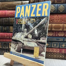 8_  月刊 PANZER パンツァー 1982年1月号 020221