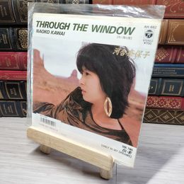 8_  EP THROUGH THE WINDOW 河合奈保子 白い影 AH-682 005616