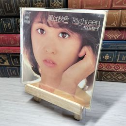 8_  EP 風は秋色 EIGHTTEEN 松田聖子 07SH 866 005620