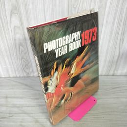1_　洋書 イギリス PHOTOGRAPHY YEAR BOOK 1973 昭和48年 カビ臭有 130048