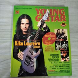 1_　Young Guitar ヤング・ギター 2004年１０月 キコ・ルーレイロ／マイケル・シェンカー 付録欠 190162