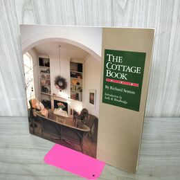 1_　洋書 THE COTTAGE BOOK コテージブック Richard Sexton 060047