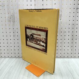 1_　洋書 A TRUNK FULL OF MEMORIES LA MALLE AUX SOUVENIRS 思い出のトランクをあけて アンリ・ルイ・ヴィトン 300160