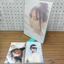 1_　乃木坂46 鈴木絢音 1st 写真集 光の角度 ポストカード付 300351