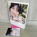 1_　丹生明里 1st写真集 やさしい関係 タバコ臭有 水濡れ跡あり ポストカード付き 300184