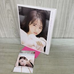 1_　乃木坂46 渡辺みり愛 1st写真集『消極的な華やかさ』ポストカード付き 300177
